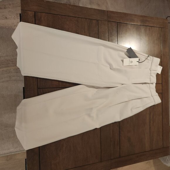 WITH TAGS - Aritzia Babaton Pleated 00 -  BONE - Picture 4 of 5